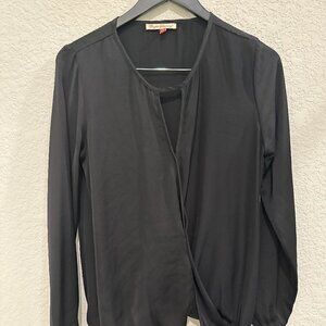 English Laundry Women's Black Long Sleeve Wrap Style Front Top Size Medium